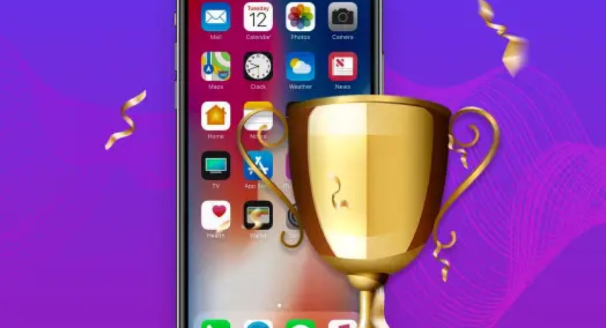 iPhone recovery software interface showing scanning and restoring deleted photos, messages, contacts, and WhatsApp data from an iOS device.
