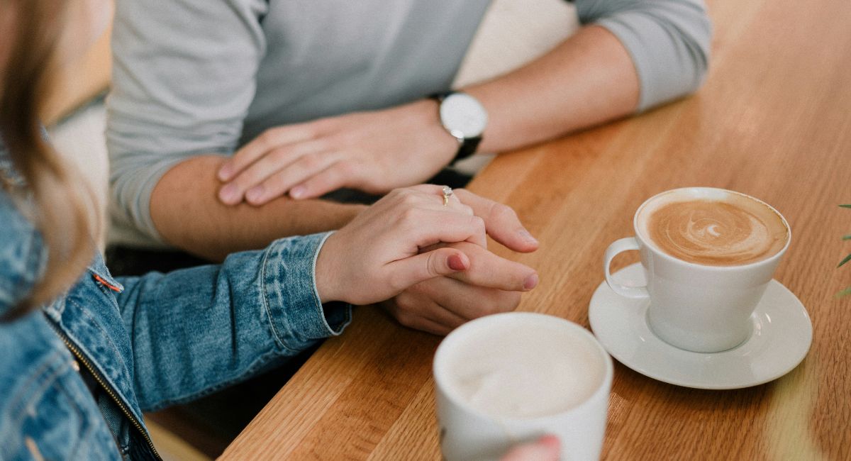 Scorpio and Aquarius relationship compatibility showing zodiac signs, love connection, emotional differences, and long-term relationship potential.